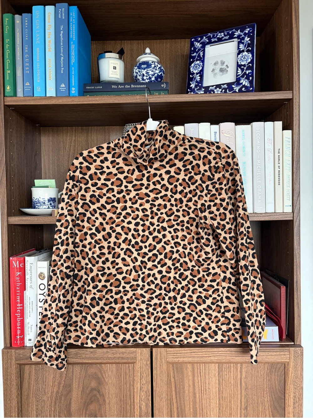 ANN TAYLOR Weekend Collection Animal Print Turtleneck Top in Leopard: Size XL